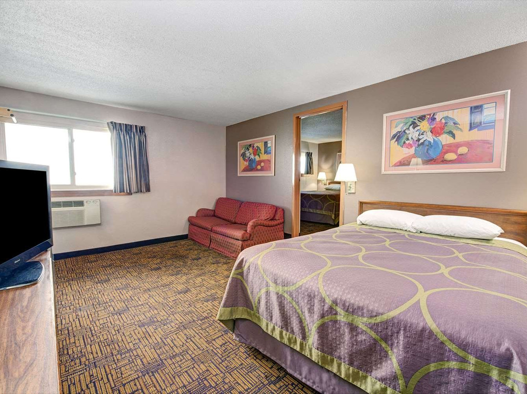 Super 8 by Wyndham Indianapolis/Emerson Ave主图