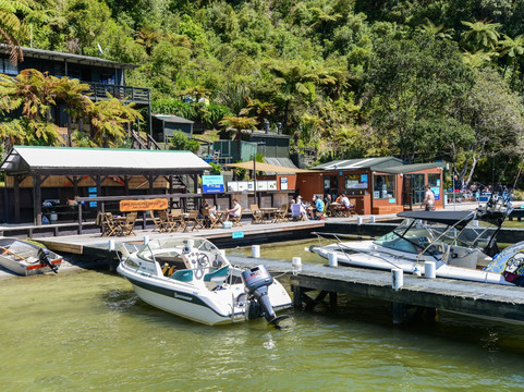 Lake Rotoiti Hot Pools-罗托鲁瓦必去景点