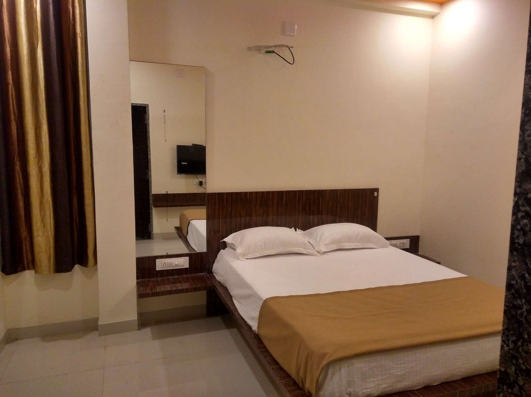 Ashapura Hotel N Restro主图