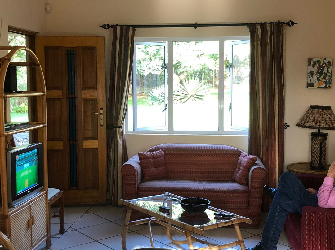 Ebubeleni Guest House主图