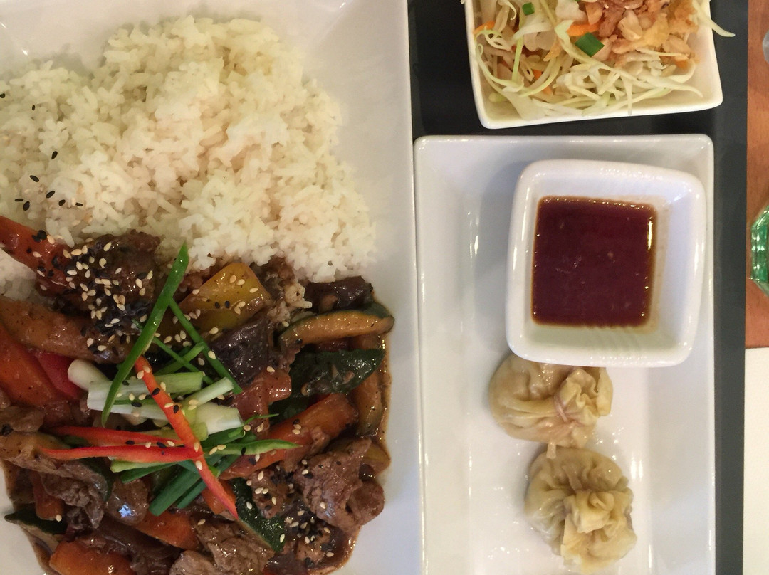 Steinhausen餐馆和美食-Masuree Thai Shop