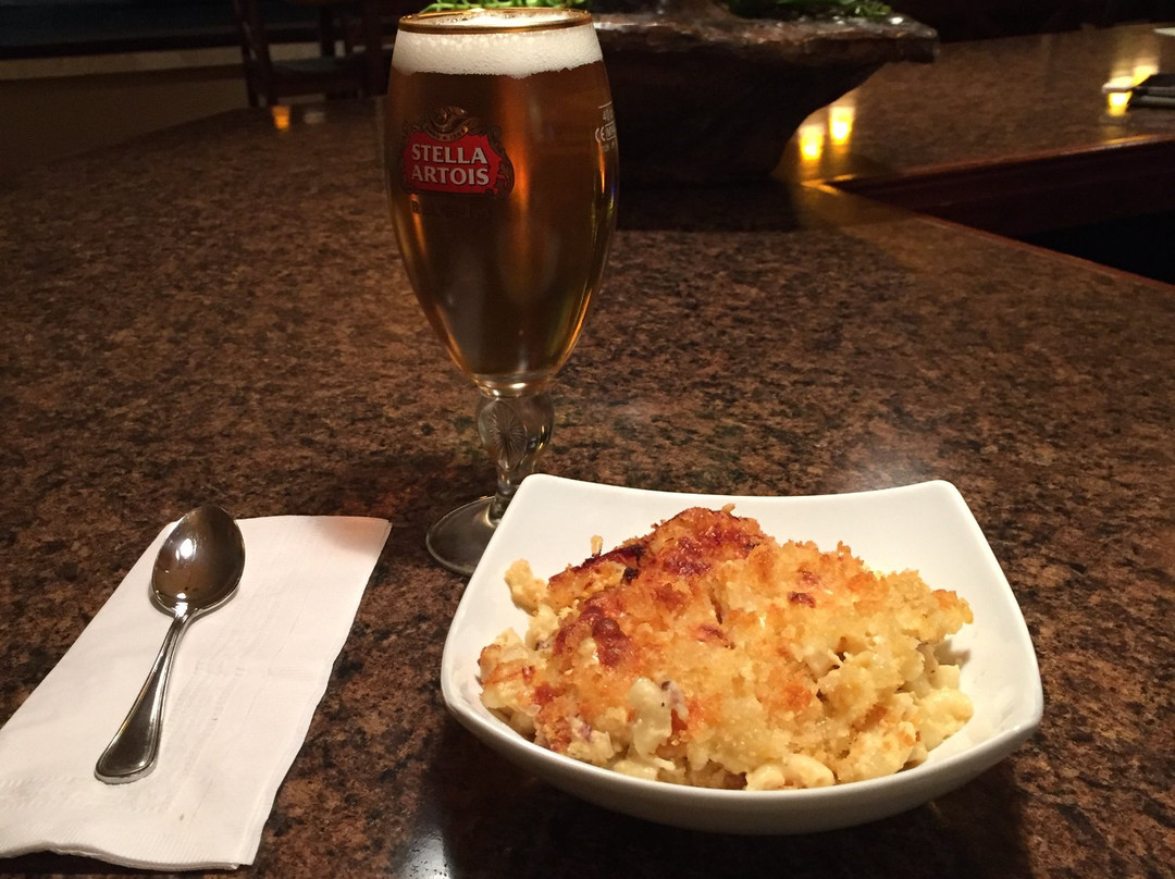 The Wine Bar & Bistro-怀里卡必去景点