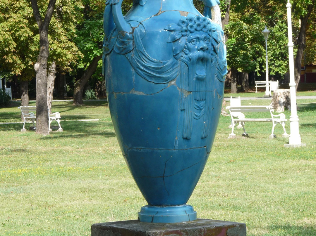 Blue vases景点图片