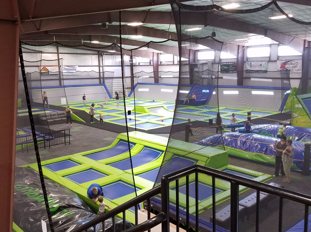 Geronimos Trampoline Park-波卡特洛必去景点