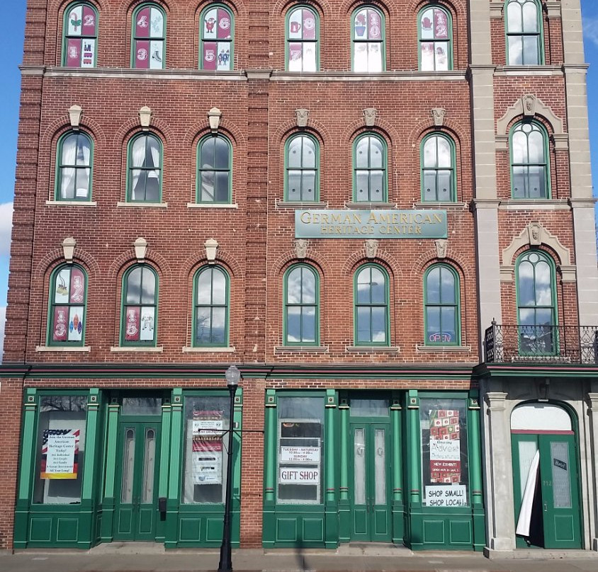 German American Heritage Center-达文波特必去景点
