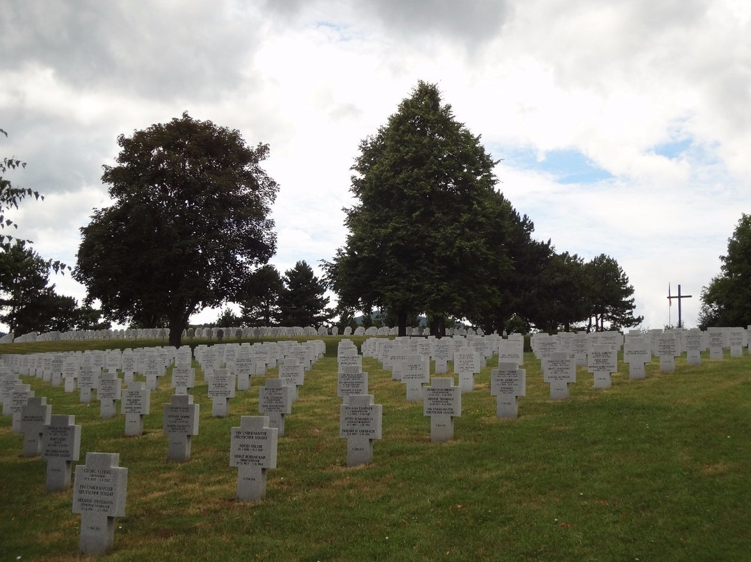 Cimetiere Militaire Allemand景点图片