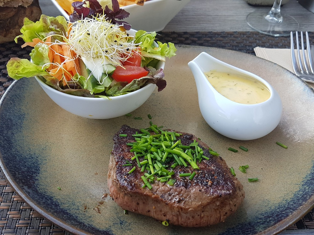 旧腾浩特餐馆和美食-Burcht Hertog Jan