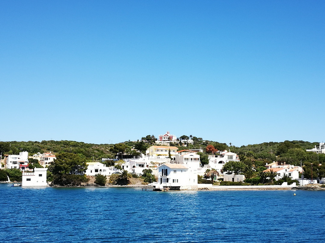 Yellow Catamarans-Mahon必去景点