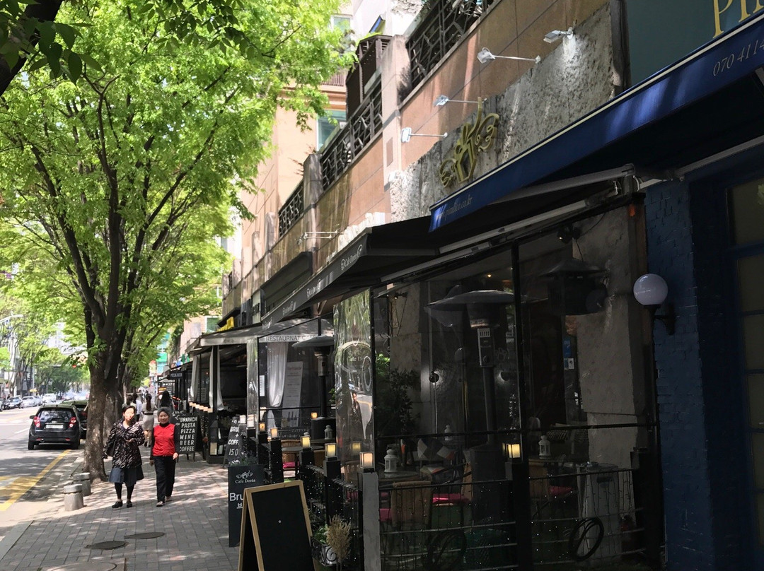 Jeongja-dong Cafe Street-城南市必去景点