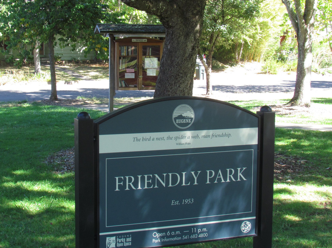 Daniels Family Pottery and Bnb-尤金必去景点