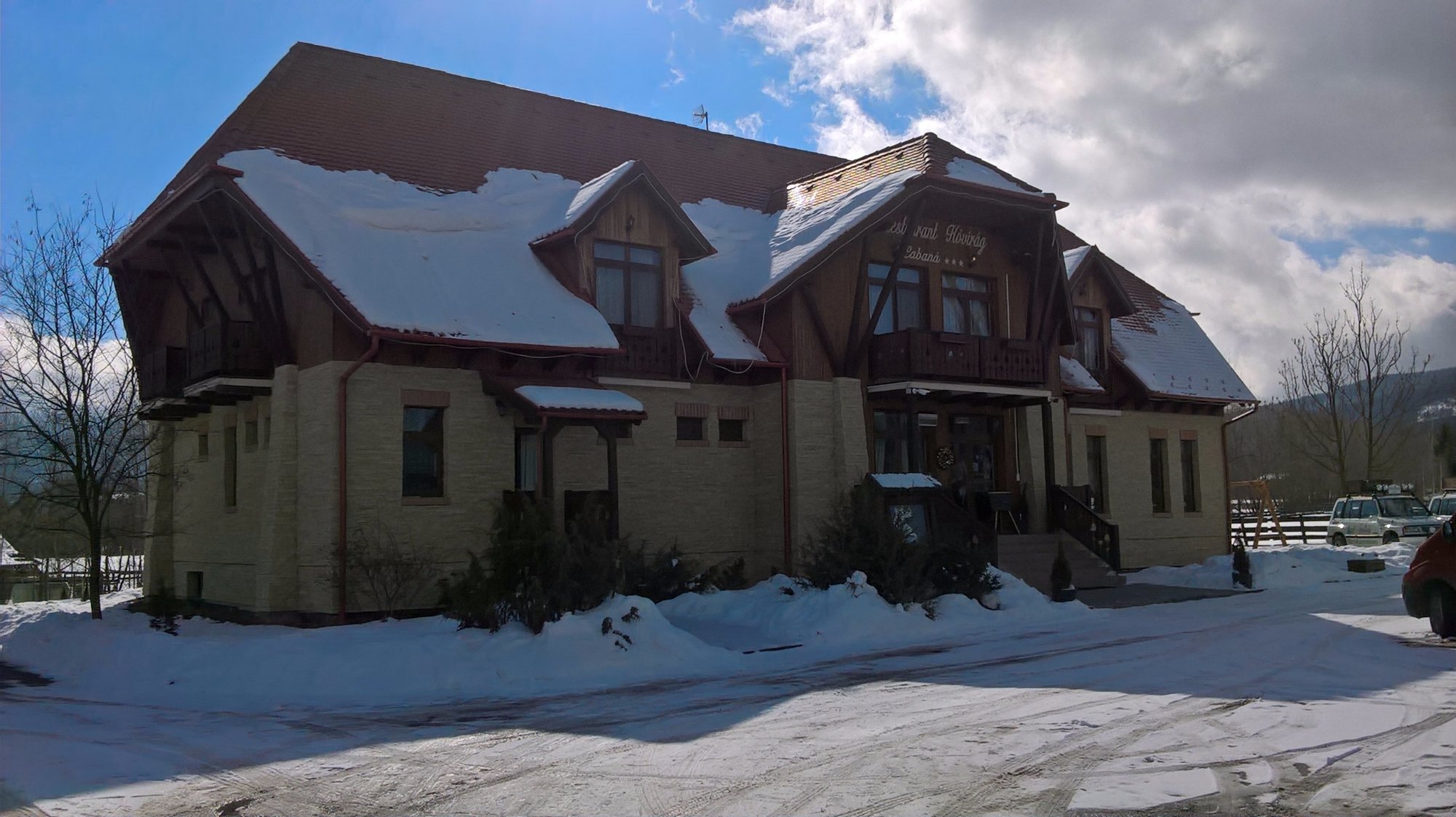 Hovirag Panzio-官方