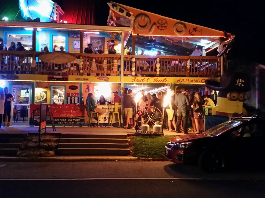 Grafton餐馆和美食-3rd Chute Bar & Grill