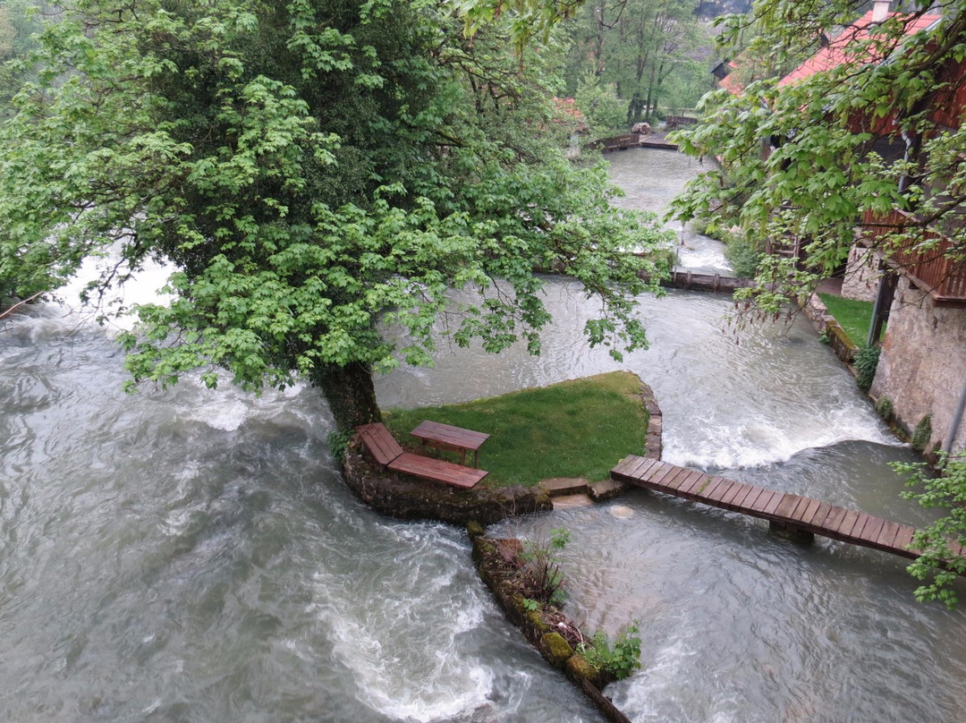 Plitvice Transfers-萨格勒布必去景点
