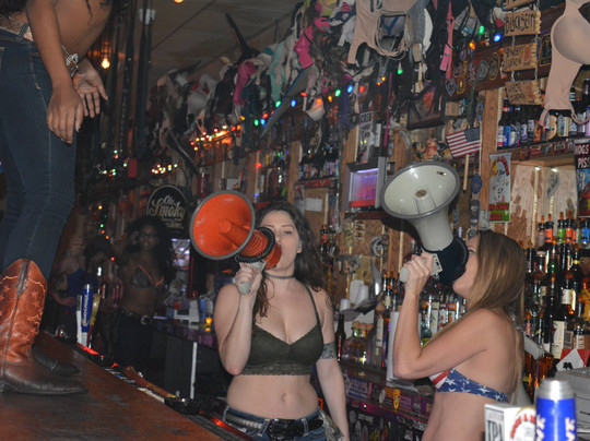 Hogs N Heifers Saloon-拉斯维加斯必去景点