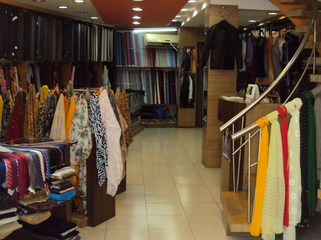 Super Emporium-坎多林必去景点