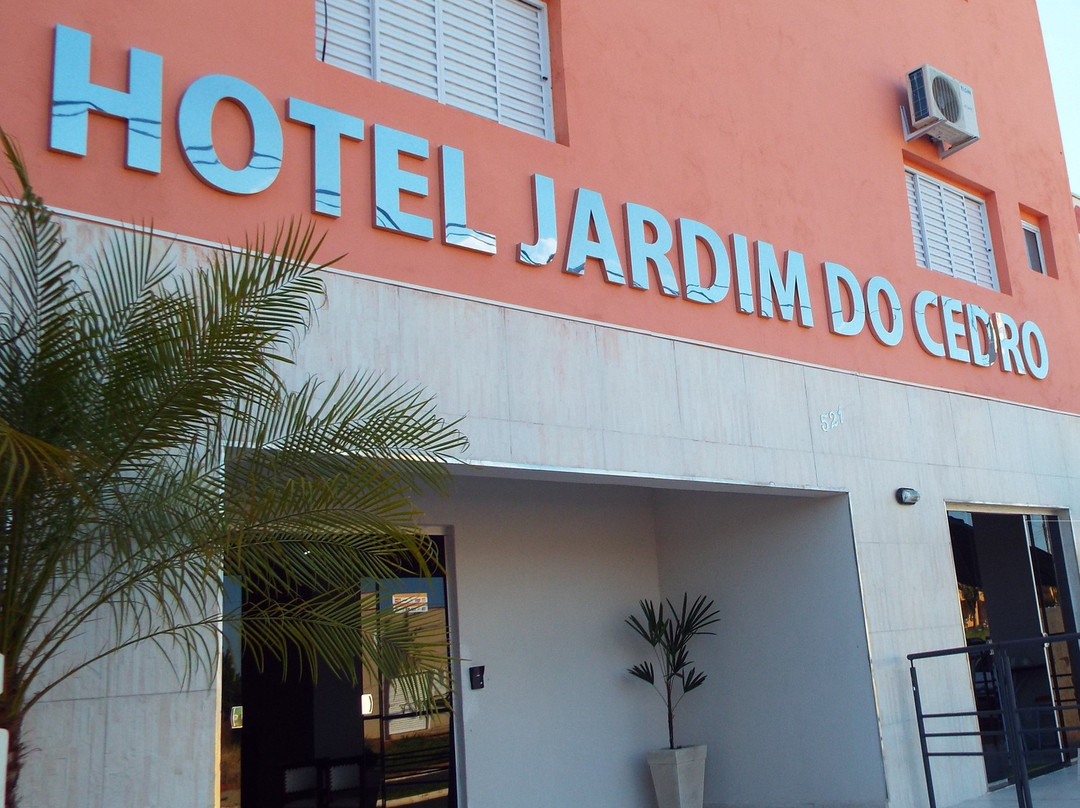 Termas de Ibira酒店住宿-OYO Hotel Jardim Do Cedro