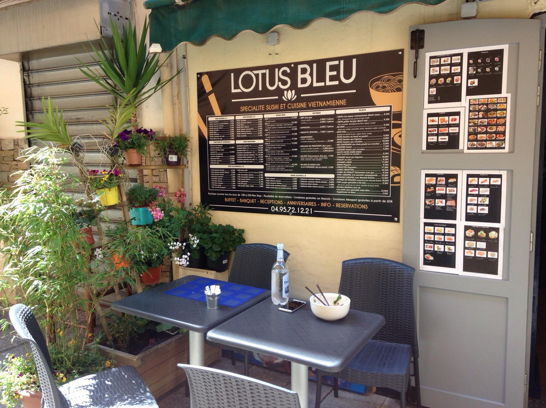Lotus Bleu