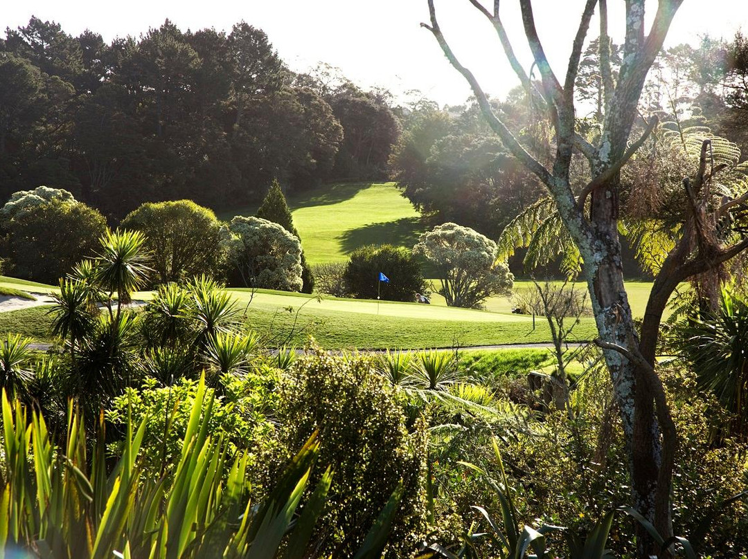 Titirangi Golf Club景点图片