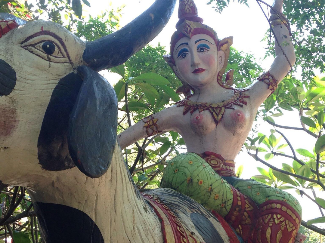 Wat Phuet Udom景点图片