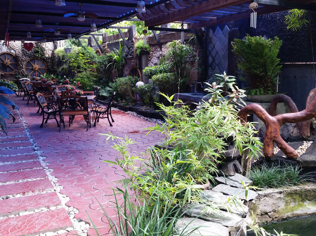 Lawaan Garden Inn Hotel主图