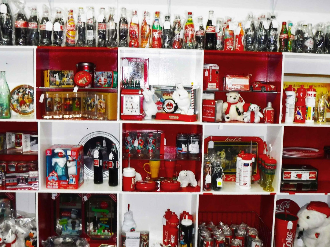 Yesterdays Treasures at Dee's-Maroondah必去景点