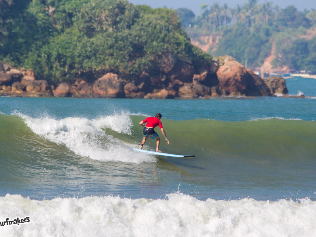 Surfmakers Surfing School-瓦勒迦玛必去景点