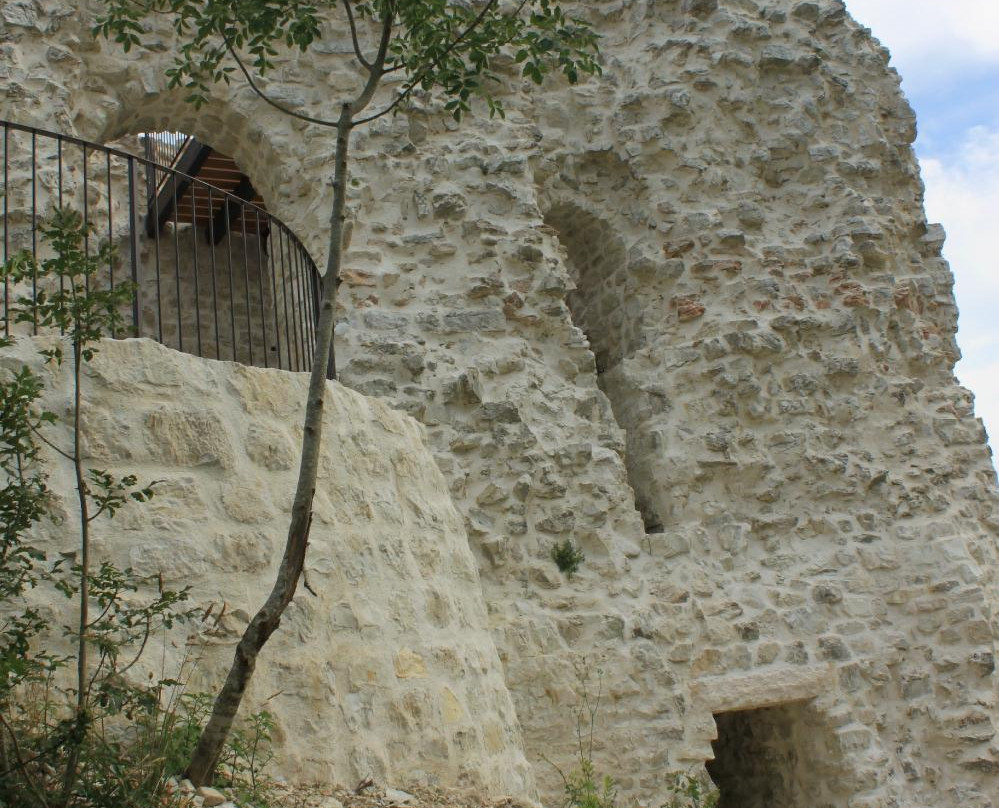 Sassoferrato旅游景点-Rocca di Rotondo