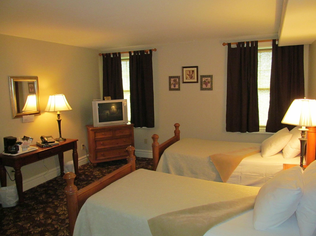 The Queen's Inn主图