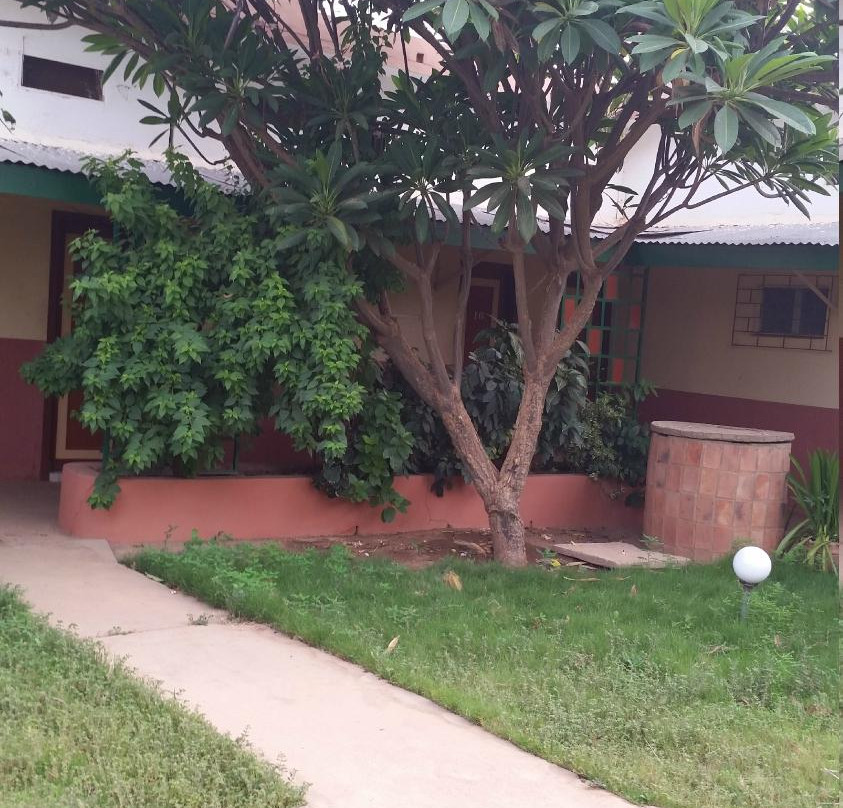 Hotel L'Auberge主图