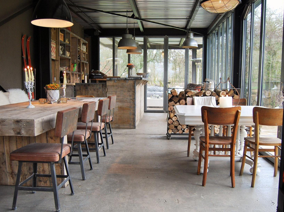 Bassiviere Barn Chic