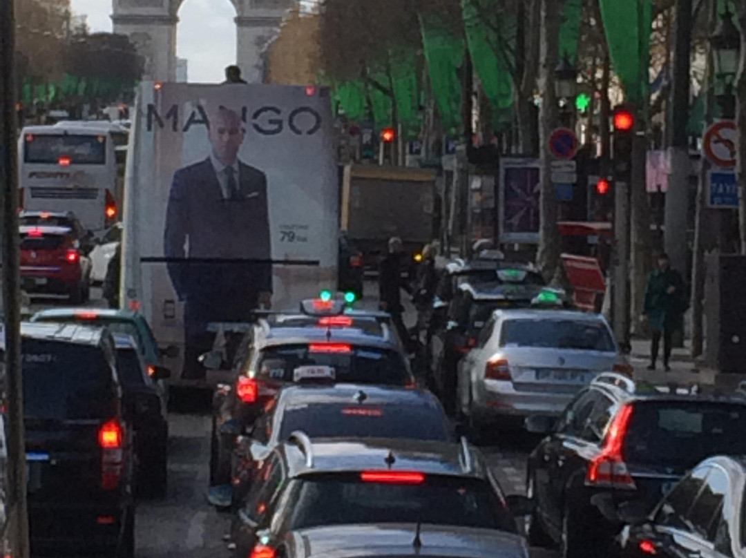 Big Bus Paris 巴黎巴士观光游-巴黎必去景点