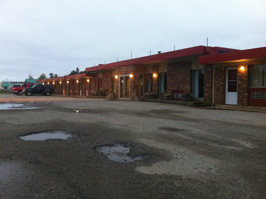 White Otter Inn主图