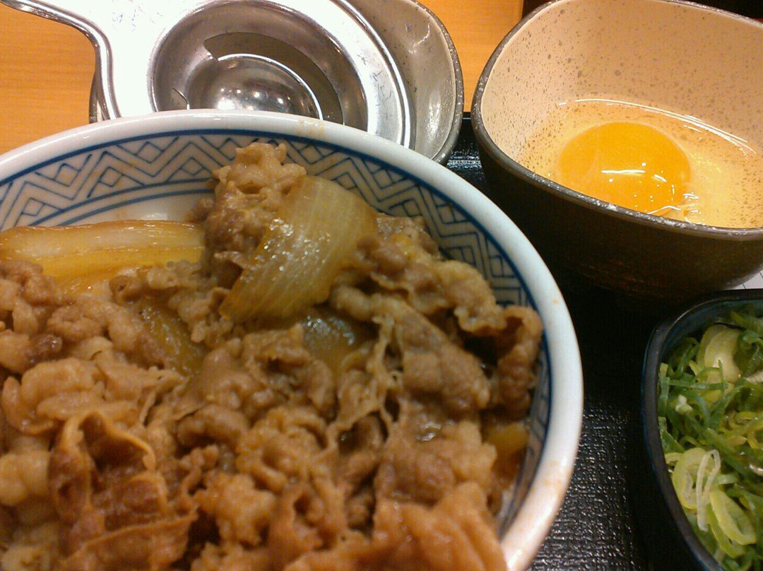 吉野家 三鷹駅南口店