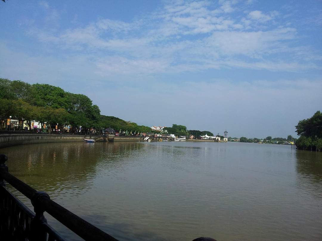Waterfront Esplanade-古晋必去景点
