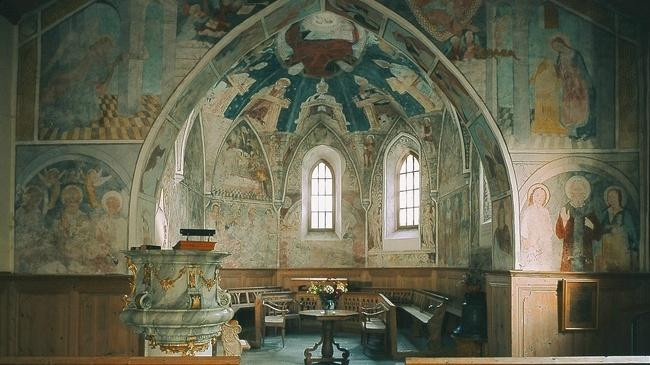 Kirche San Güerg Lavin景点图片