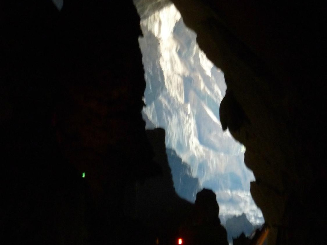 Erawan Cave景点图片