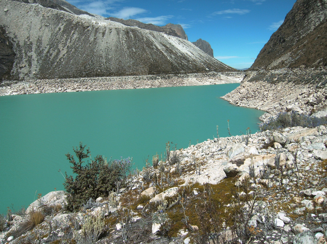 Laguna Paron-Caraz必去景点