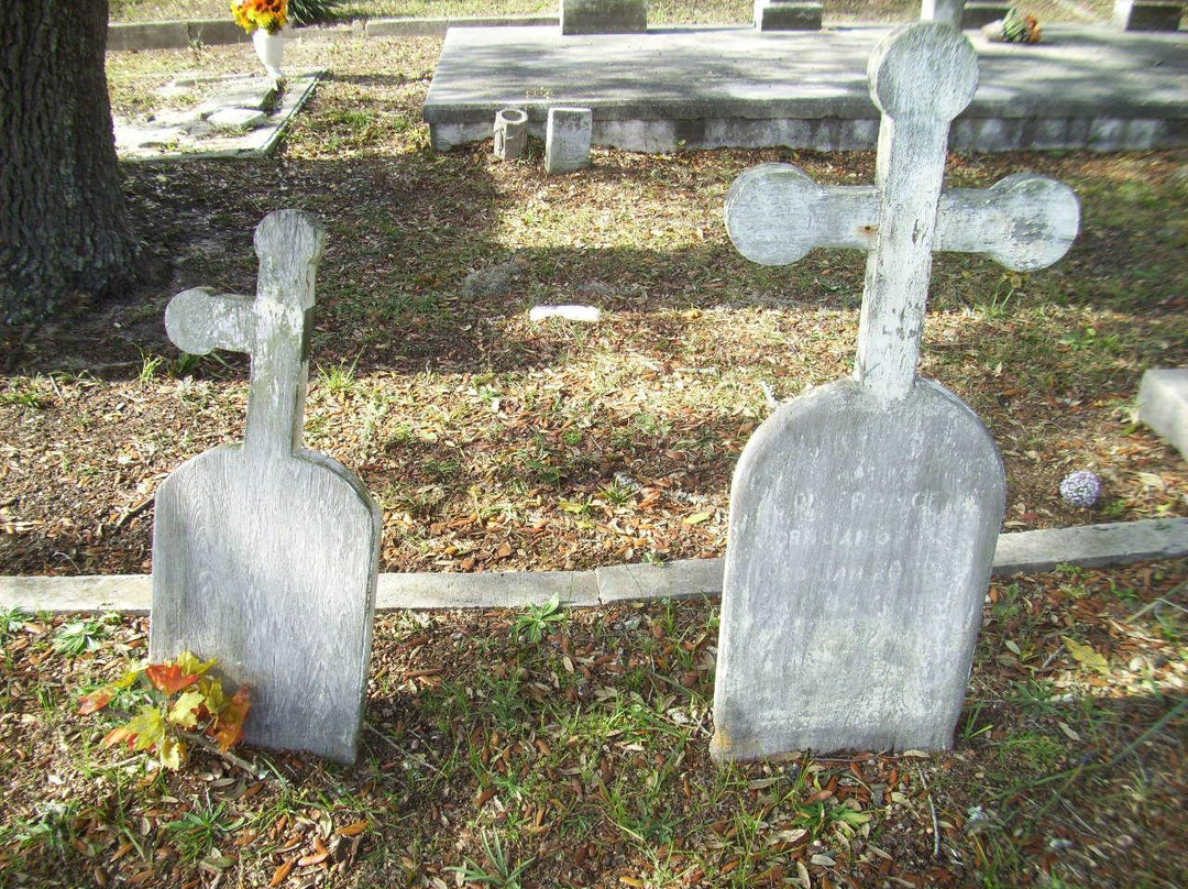 Old Biloxi Cemetery景点图片