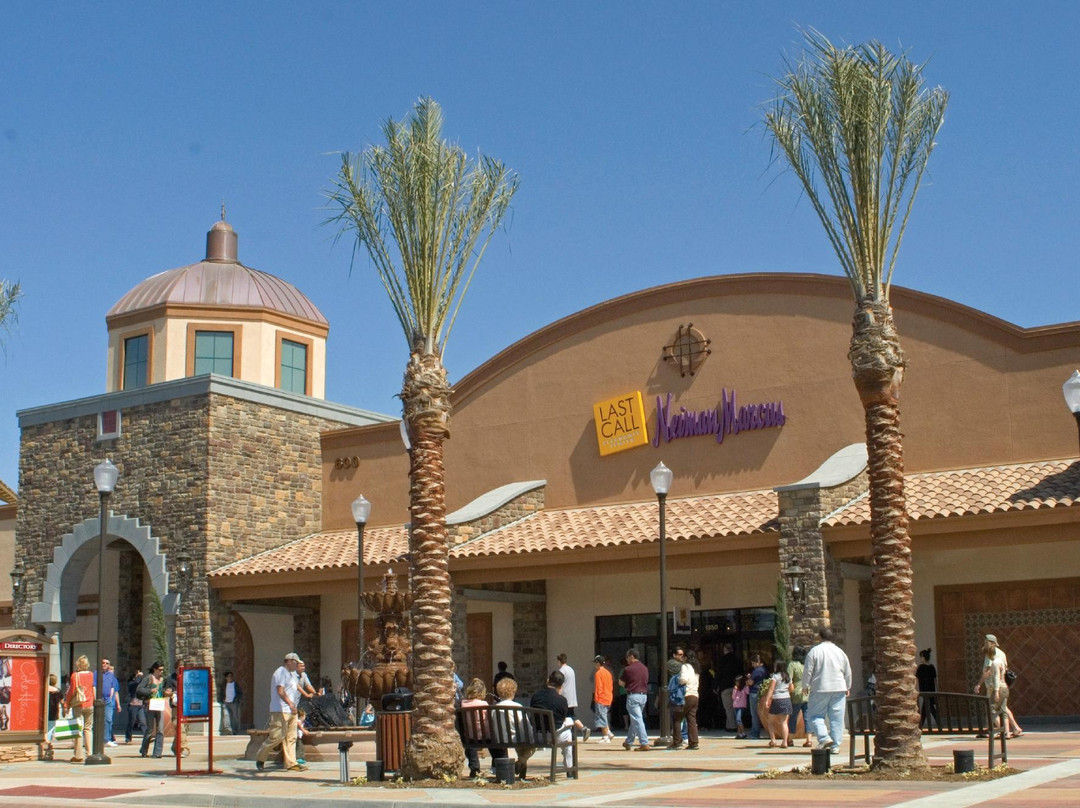 卡马里奥名牌折扣中心-卡马里奥必去景点