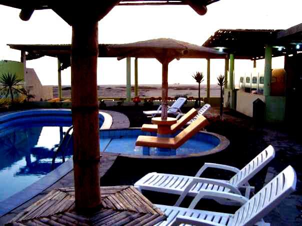 Hotel Asia Beach-泳池