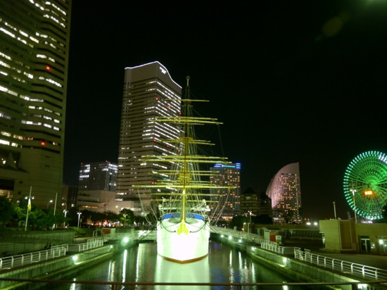 横滨港未来21-Minatomirai必去景点