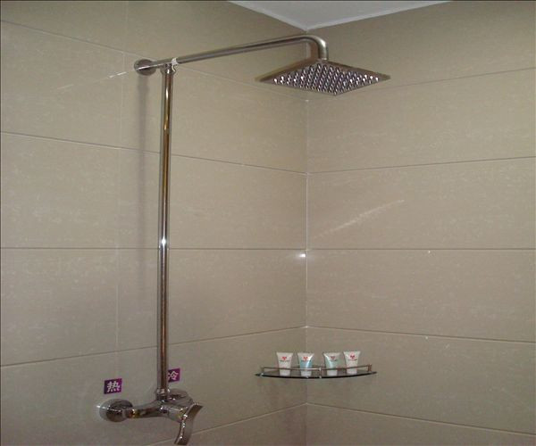 五月天大酒店主图