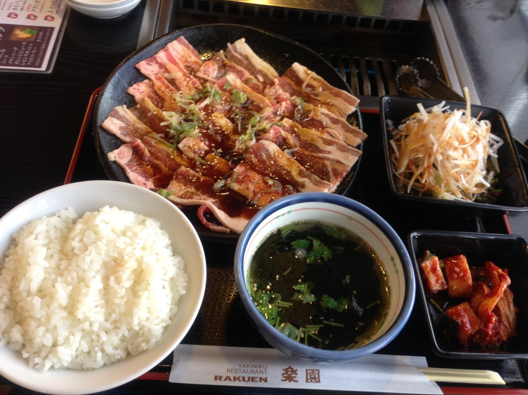 楽園 塩尻店