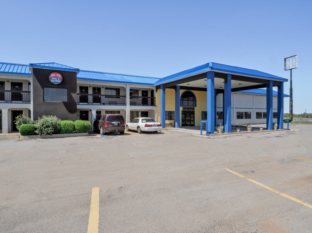 Lonestar Inn & Suites, Erick OK – Hwy 40 BY OYO