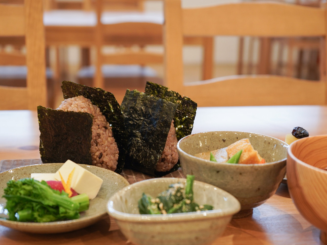 玄米おにぎり ひとやすみ