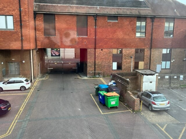 Hampton By Hilton Canterbury主图