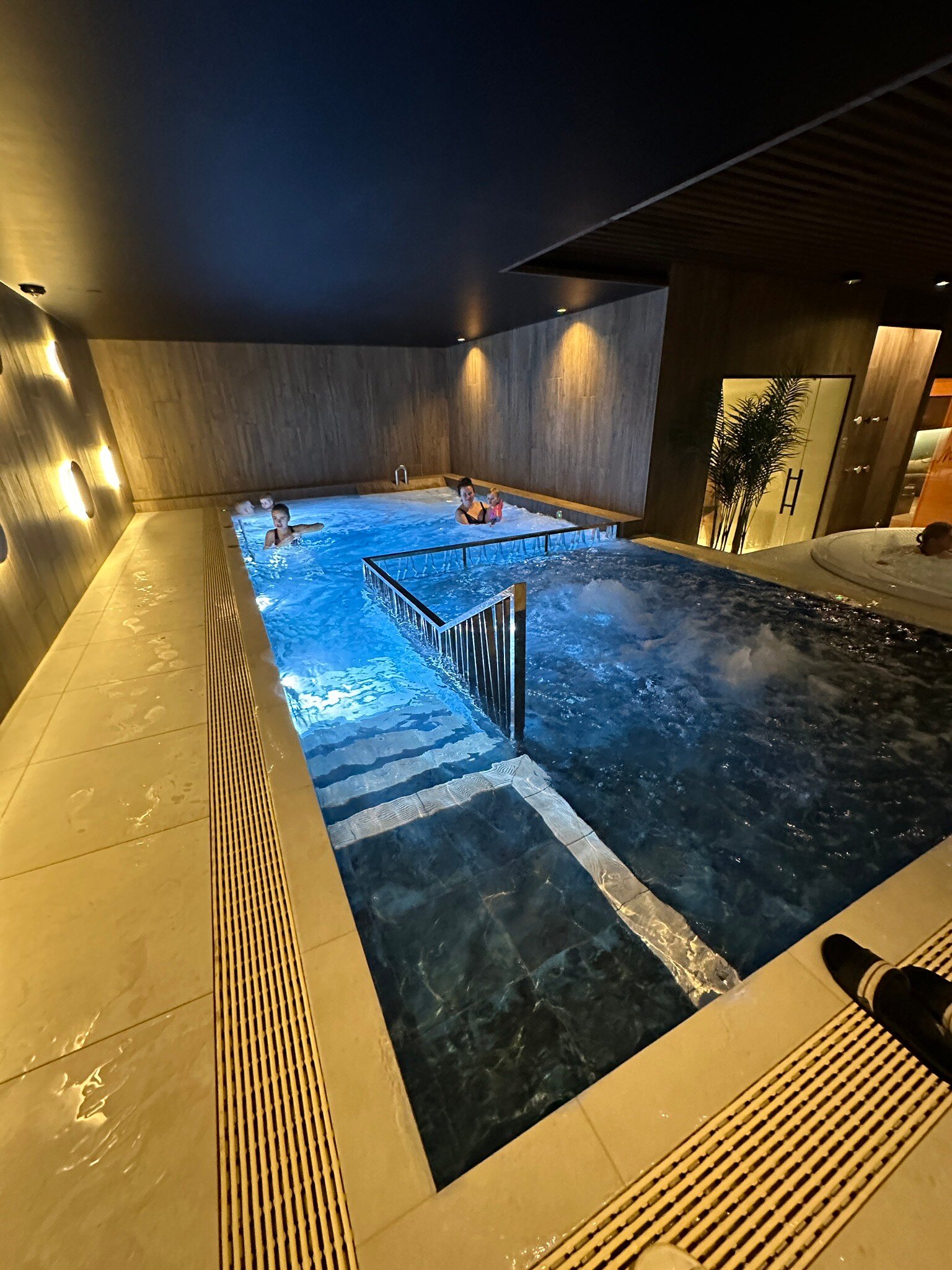 Spa Hotel Meri-官方