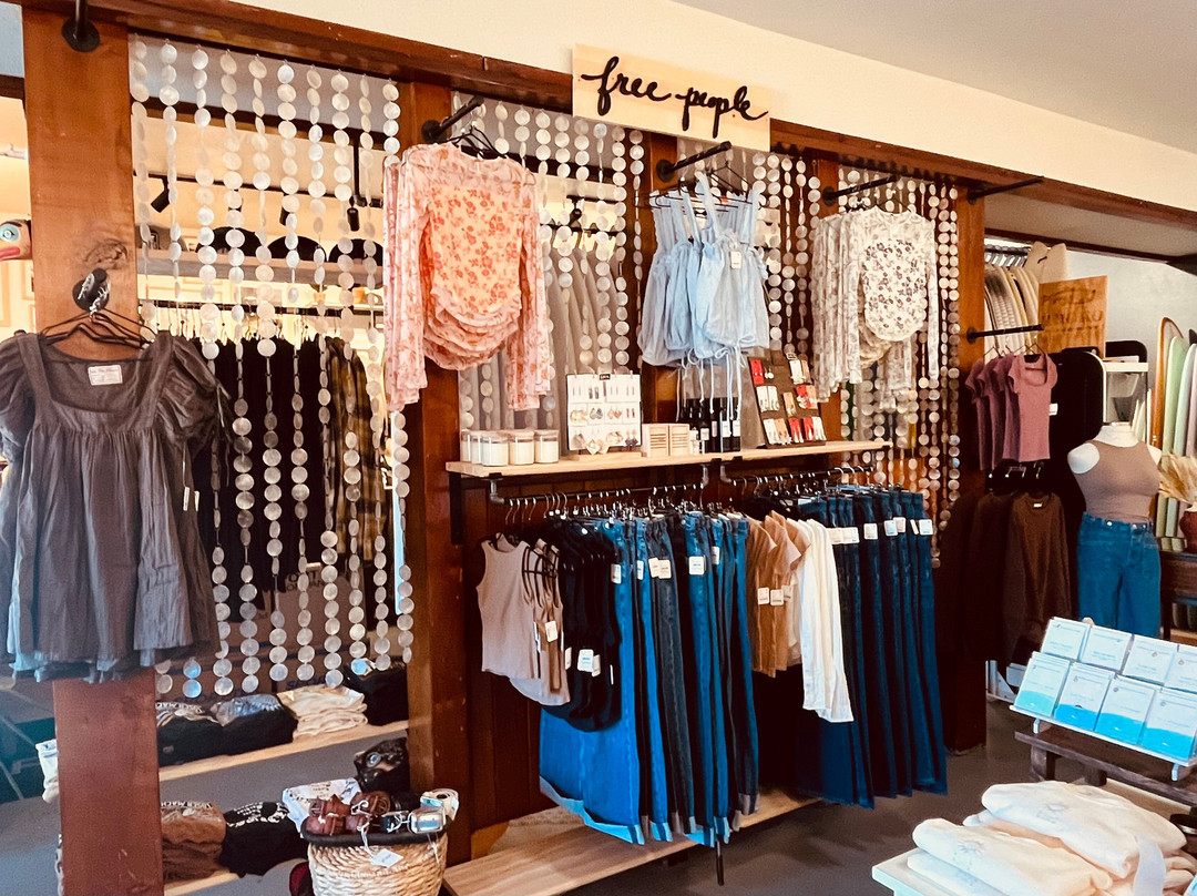 Local Boys Surf & Skate Shop景点图片