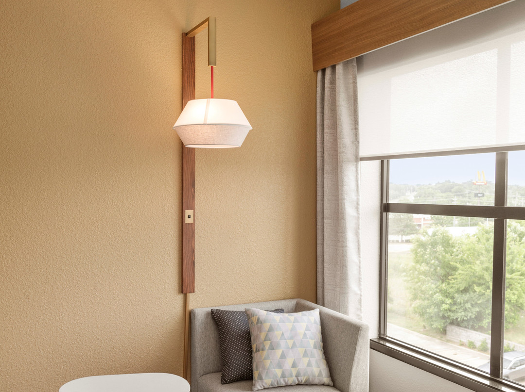 Holiday Inn Montgomery Airport South By IHG主图