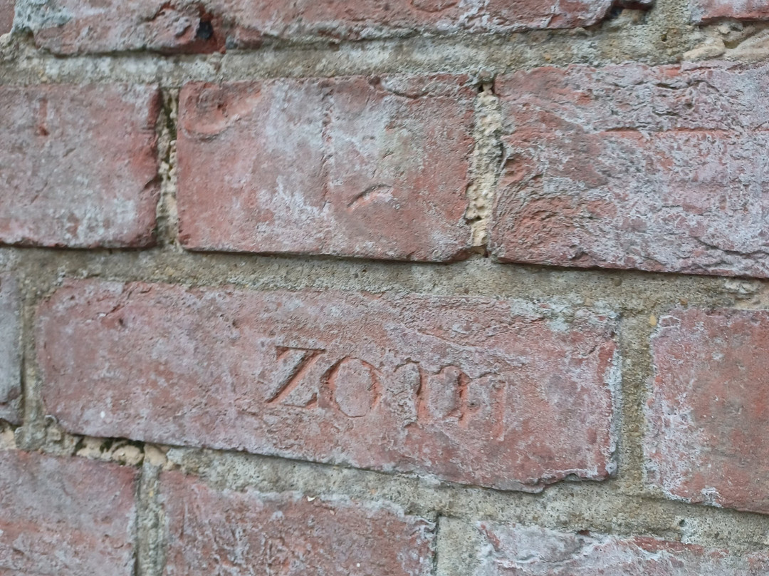 Little Dane Court主图